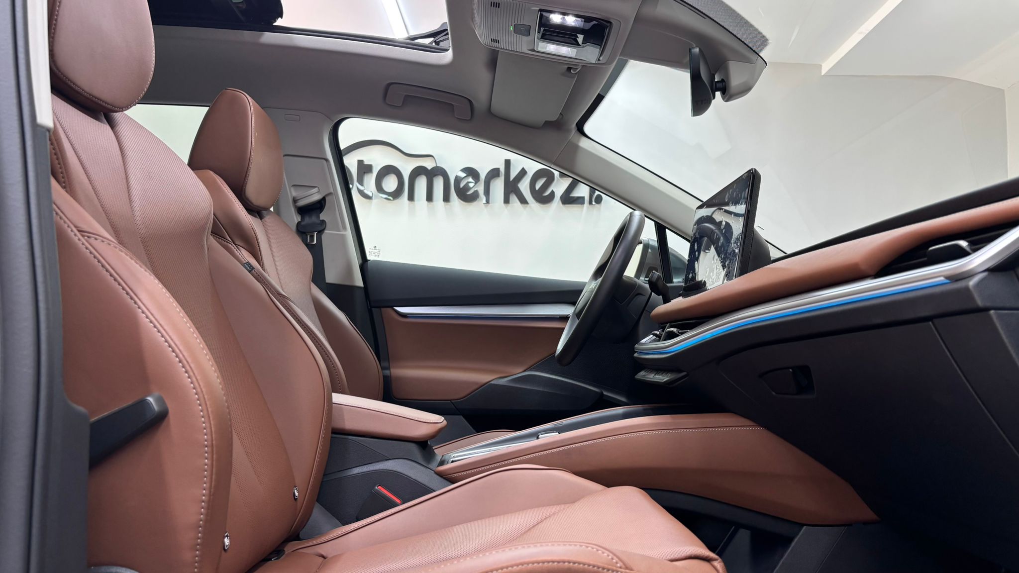 SKODA ENYAQ 10